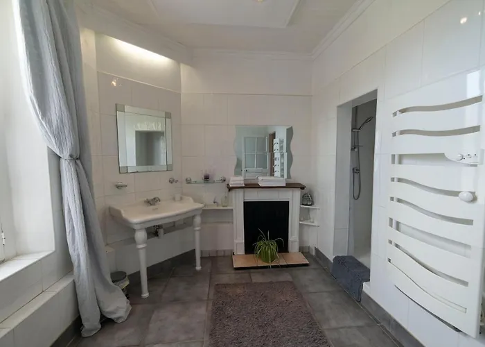 Апартаменты De 2 Au 1er Etage *